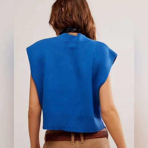 Free People Easy Street Sweater Vest Blue Size S V-Neck Knit Cropped - Picture 2 of 5
